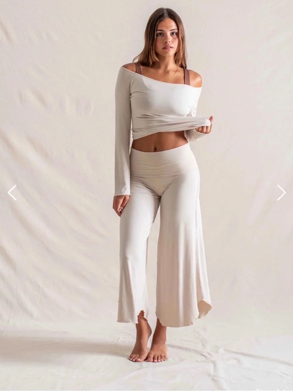 Indigo Luna Lyla flare pants - Picture 2 of 5